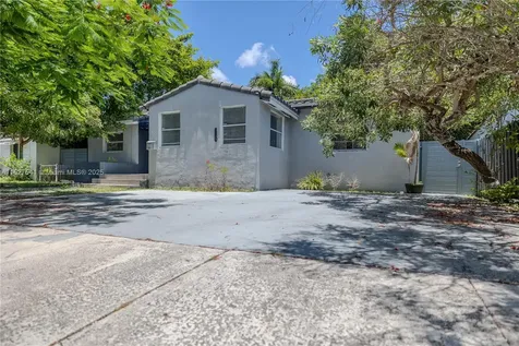 2125 SW 26th Street Miami FL 33133
