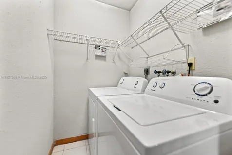 20155 E Oakmont Circle Hialeah FL 33015