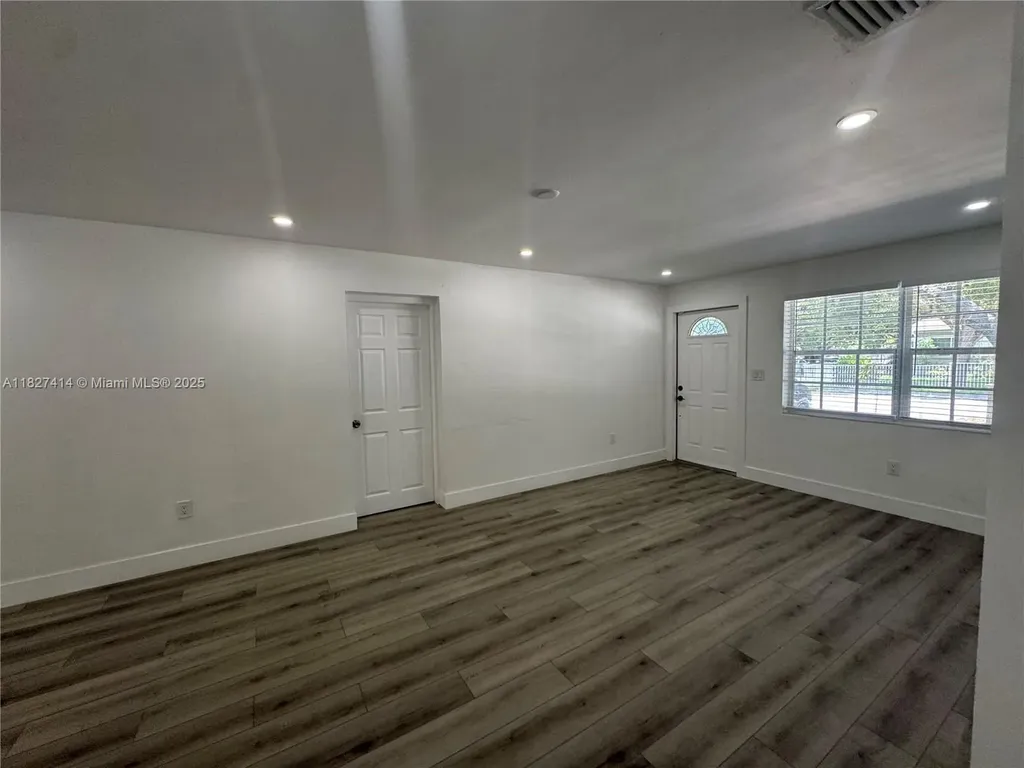 1657 SW 44th Avenue Fort Lauderdale FL 33317