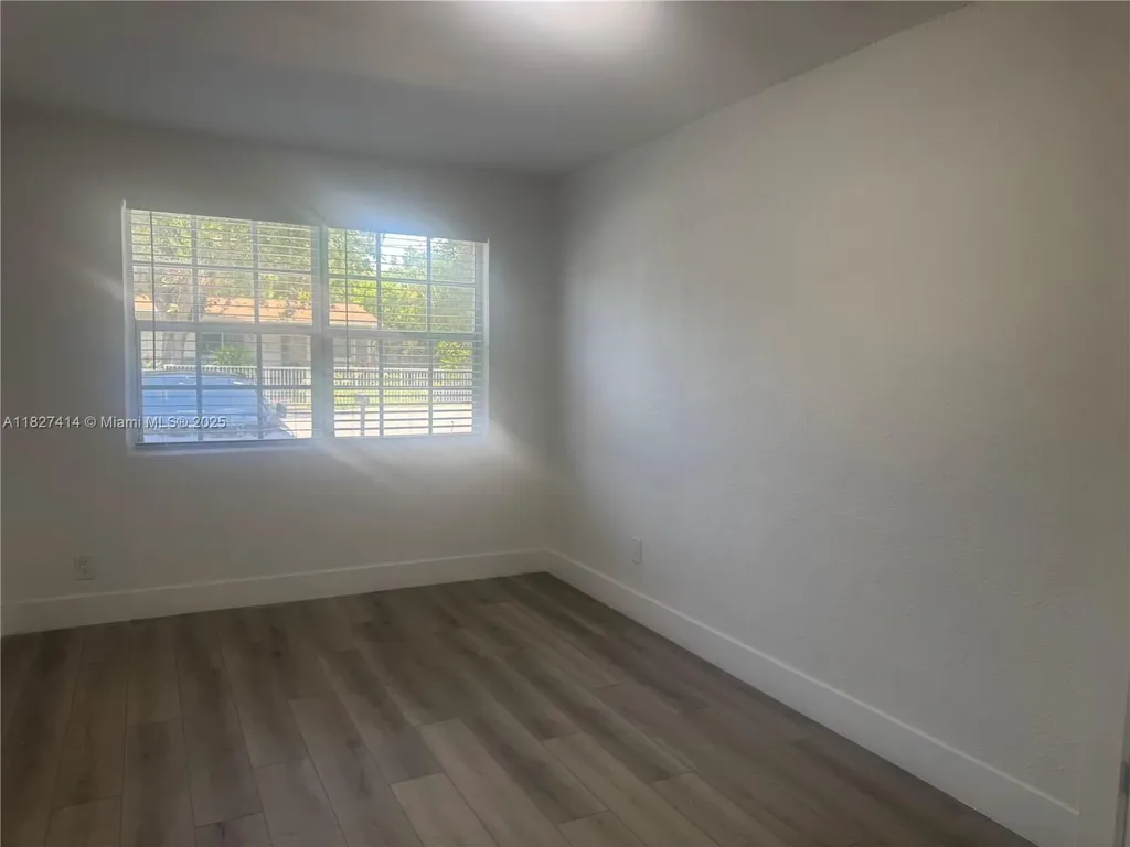 1657 SW 44th Avenue Fort Lauderdale FL 33317