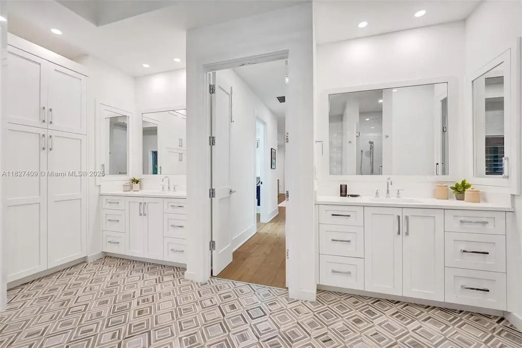 1206 E Lake Drive Fort Lauderdale FL 33316