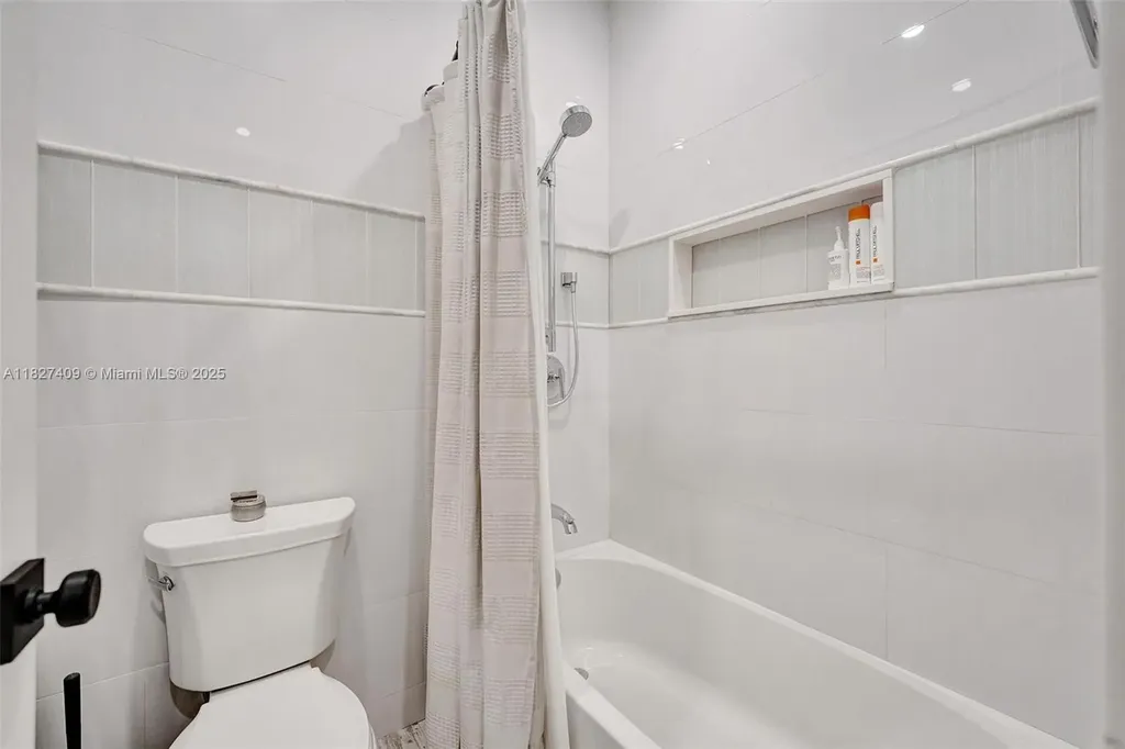 1206 E Lake Drive Fort Lauderdale FL 33316