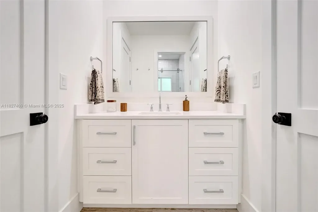 1206 E Lake Drive Fort Lauderdale FL 33316