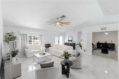 2607 Surfside Boulevard Cape Coral FL 33914