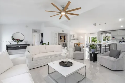 2607 Surfside Boulevard Cape Coral FL 33914