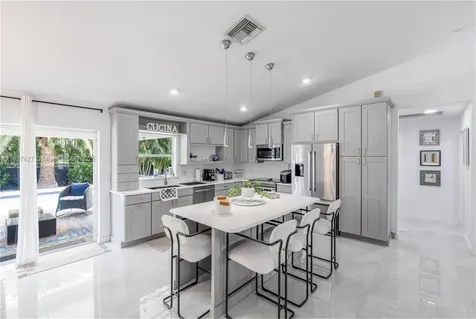 2607 Surfside Boulevard Cape Coral FL 33914