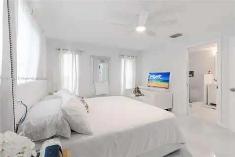 2607 Surfside Boulevard Cape Coral FL 33914