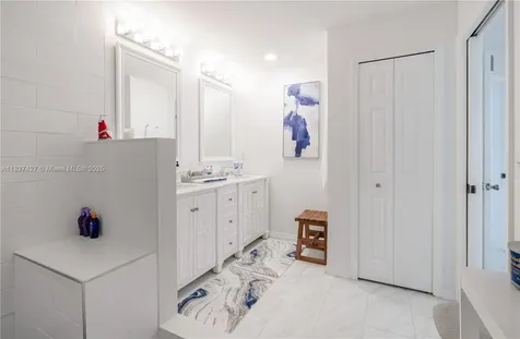 2607 Surfside Boulevard Cape Coral FL 33914