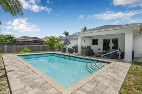 2607 Surfside Boulevard Cape Coral FL 33914