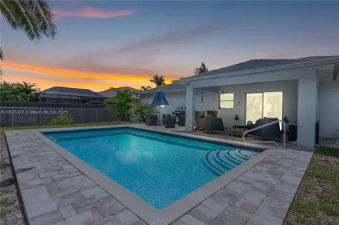 2607 Surfside Boulevard Cape Coral FL 33914