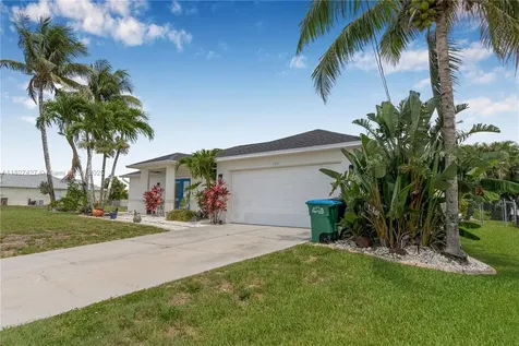 2607 Surfside Boulevard Cape Coral FL 33914