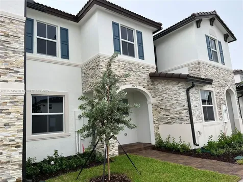 2329 NW 122nd Terrace Miami FL 33167