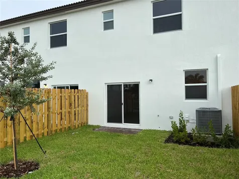 2329 NW 122nd Terrace Miami FL 33167