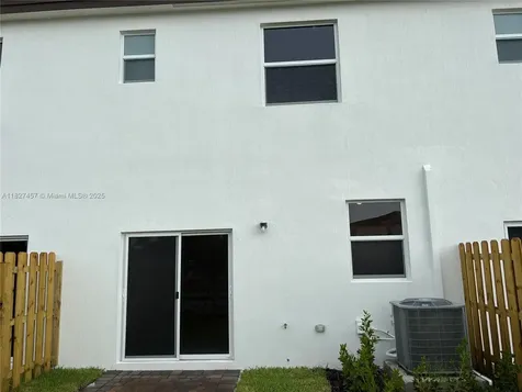 2329 NW 122nd Terrace Miami FL 33167