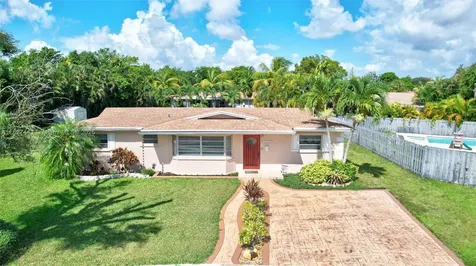 16702 NW 73rd Court Hialeah FL 33015