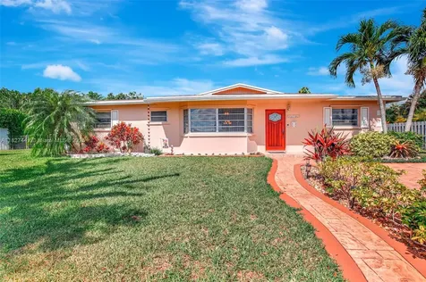 16702 NW 73rd Court Hialeah FL 33015