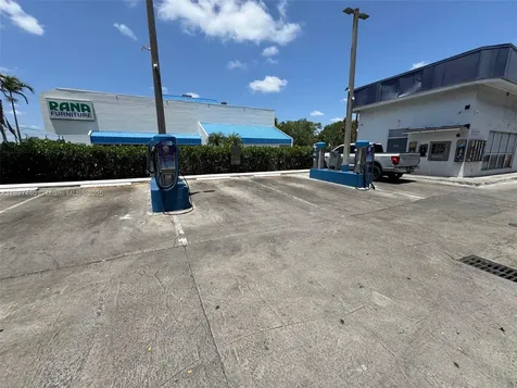 Pembroke Pines FL 33024