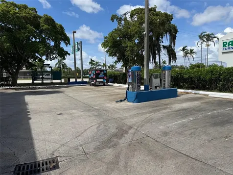 Pembroke Pines FL 33024