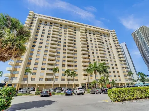 1833 S Ocean Drive Hallandale Beach FL 33009