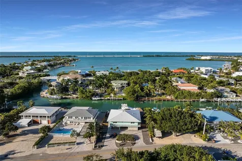 232 W Seaview Drive Duck FL 33050