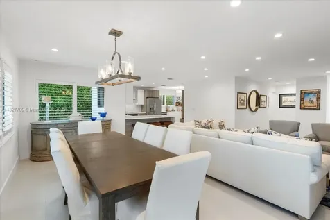 2180 Alamanda Drive North Miami FL 33181