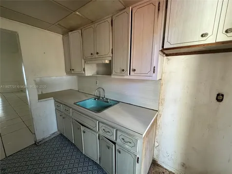 270 NE 191st Street Miami FL 33179