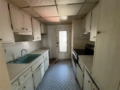 270 NE 191st Street Miami FL 33179