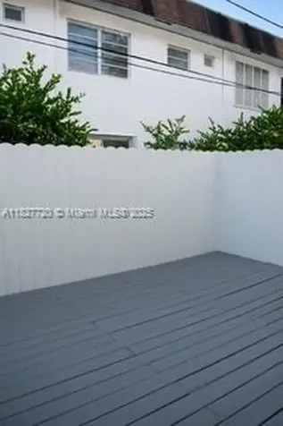 972 N 18th Court Hollywood FL 33020