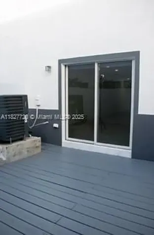 972 N 18th Court Hollywood FL 33020