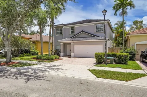 16400 Sapphire Place Weston FL 33331