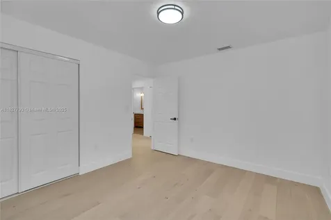 16400 Sapphire Place Weston FL 33331