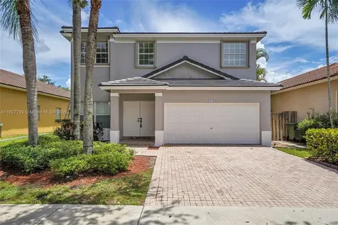 16400 Sapphire Place Weston FL 33331