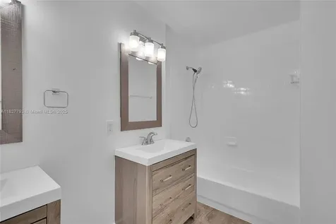 16400 Sapphire Place Weston FL 33331