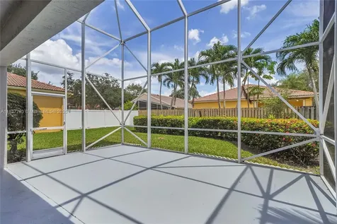 16400 Sapphire Place Weston FL 33331