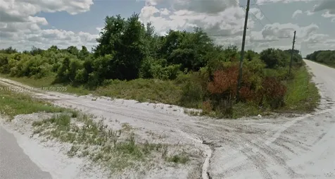 19183 NW 288th Street Okeechobee FL 34972