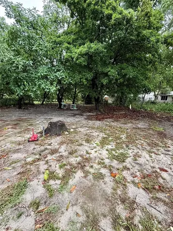 350 NE 127th Street North Miami FL 33161
