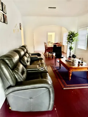 350 NE 127th Street North Miami FL 33161