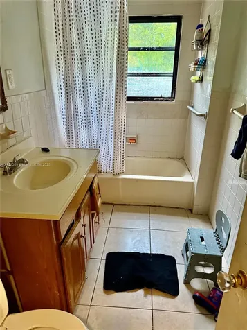 350 NE 127th Street North Miami FL 33161