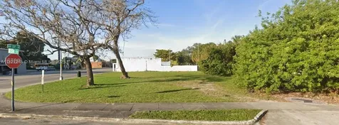 5807 NW 17th Avenue Miami FL 33142