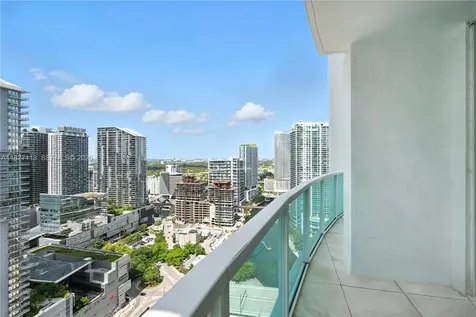 31 SE 5th Street Miami FL 33131