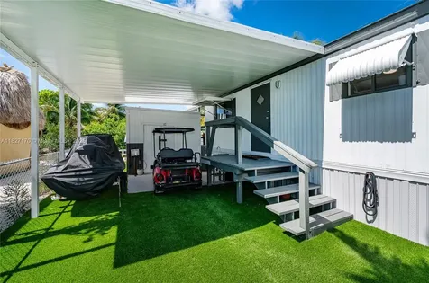 456 Bowie Lane Key Largo FL 33037