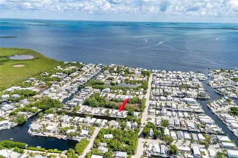 456 Bowie Lane Key Largo FL 33037