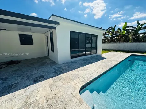 21410 NE 24th Court Miami FL 33180