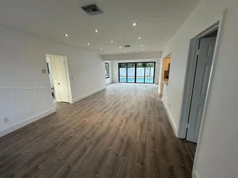21410 NE 24th Court Miami FL 33180