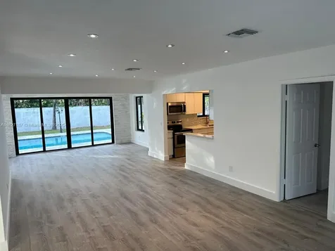 21410 NE 24th Court Miami FL 33180