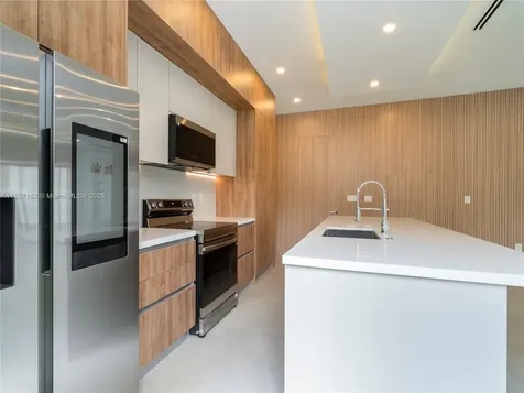 2107 SW 18th Avenue Fort Lauderdale FL 33315