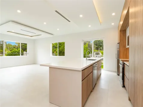 2107 SW 18th Avenue Fort Lauderdale FL 33315