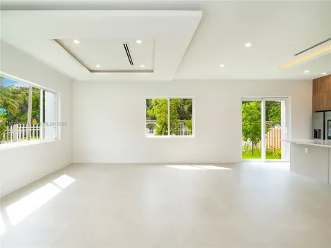 2107 SW 18th Avenue Fort Lauderdale FL 33315
