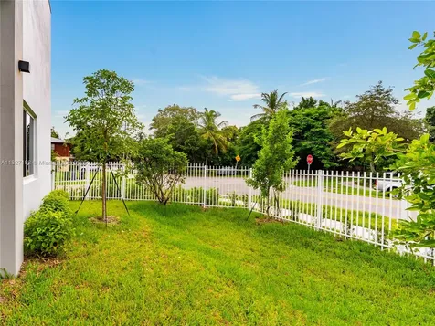 2107 SW 18th Avenue Fort Lauderdale FL 33315