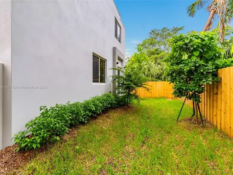 2107 SW 18th Avenue Fort Lauderdale FL 33315